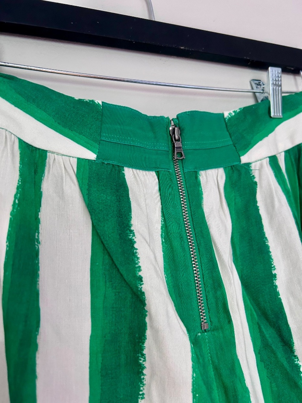 Alice + Olivia Samara Linen Pant Painted Stripe Emerald size 4 - Picture 11 of 15